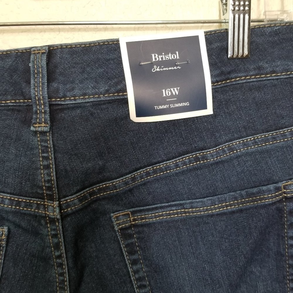 Charter Club Women's Plus Size Bristol Skimmer Jean Shorts - 16W - Picture 7 of 8